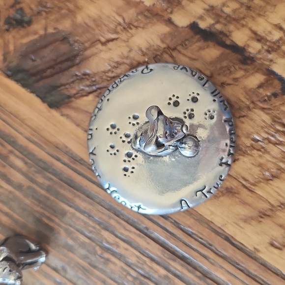 Basic Spirit Canada pewter dog trinket dish - Picture 4 of 4